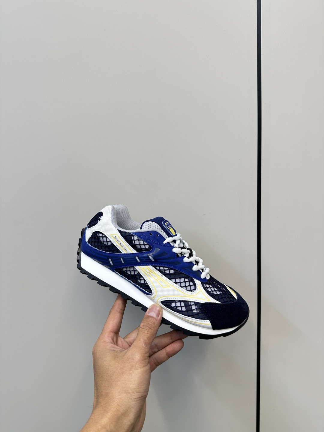 보테가베네타 오르빗 스니커즈 블루 상세 이미지 1