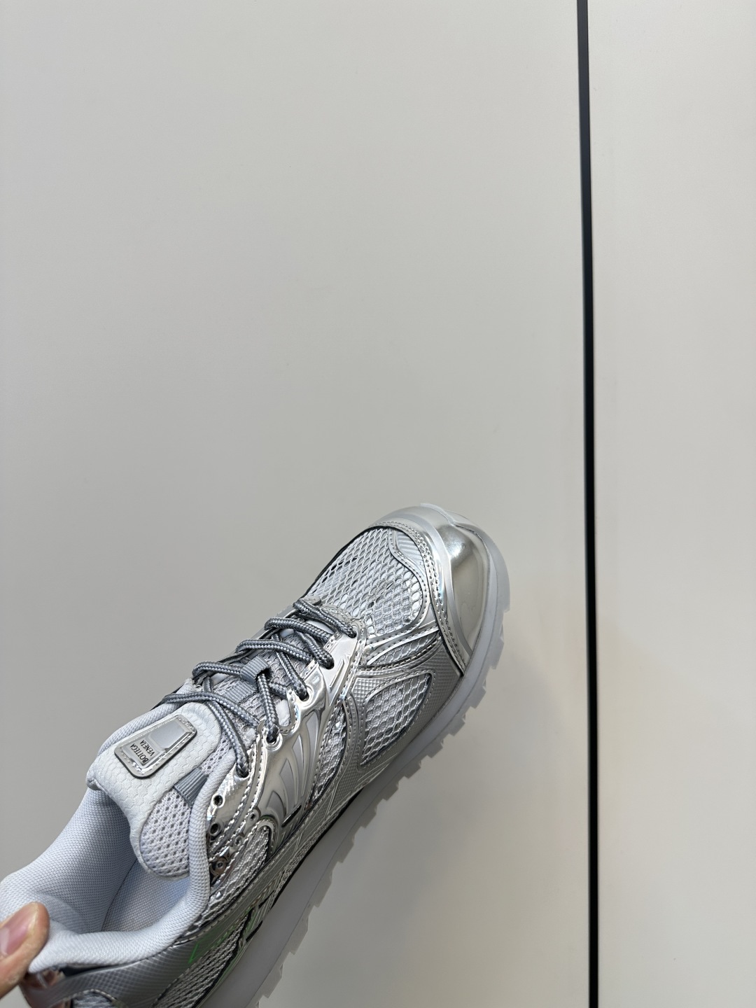 보테가베네타 오르빗 스니커즈 실버 상세 이미지 2