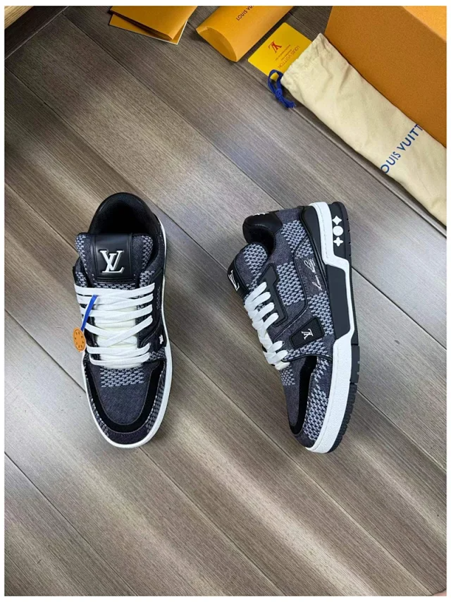 루이비통 베벌리 힐스 스니커즈 블랙 상세 이미지 4