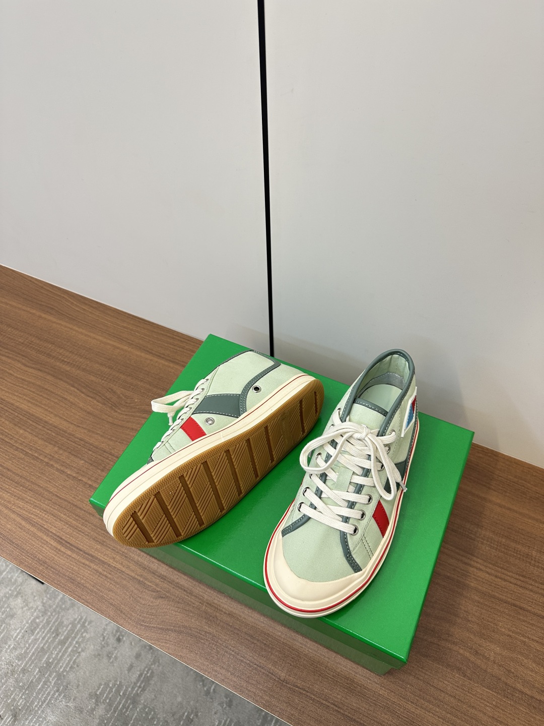 보테가베네타 엘리엇 스니커즈 그린 상세 이미지 8