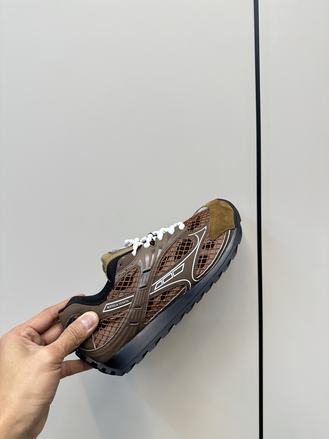 보테가베네타 오르빗 스니커즈 브라운 상세 이미지 2