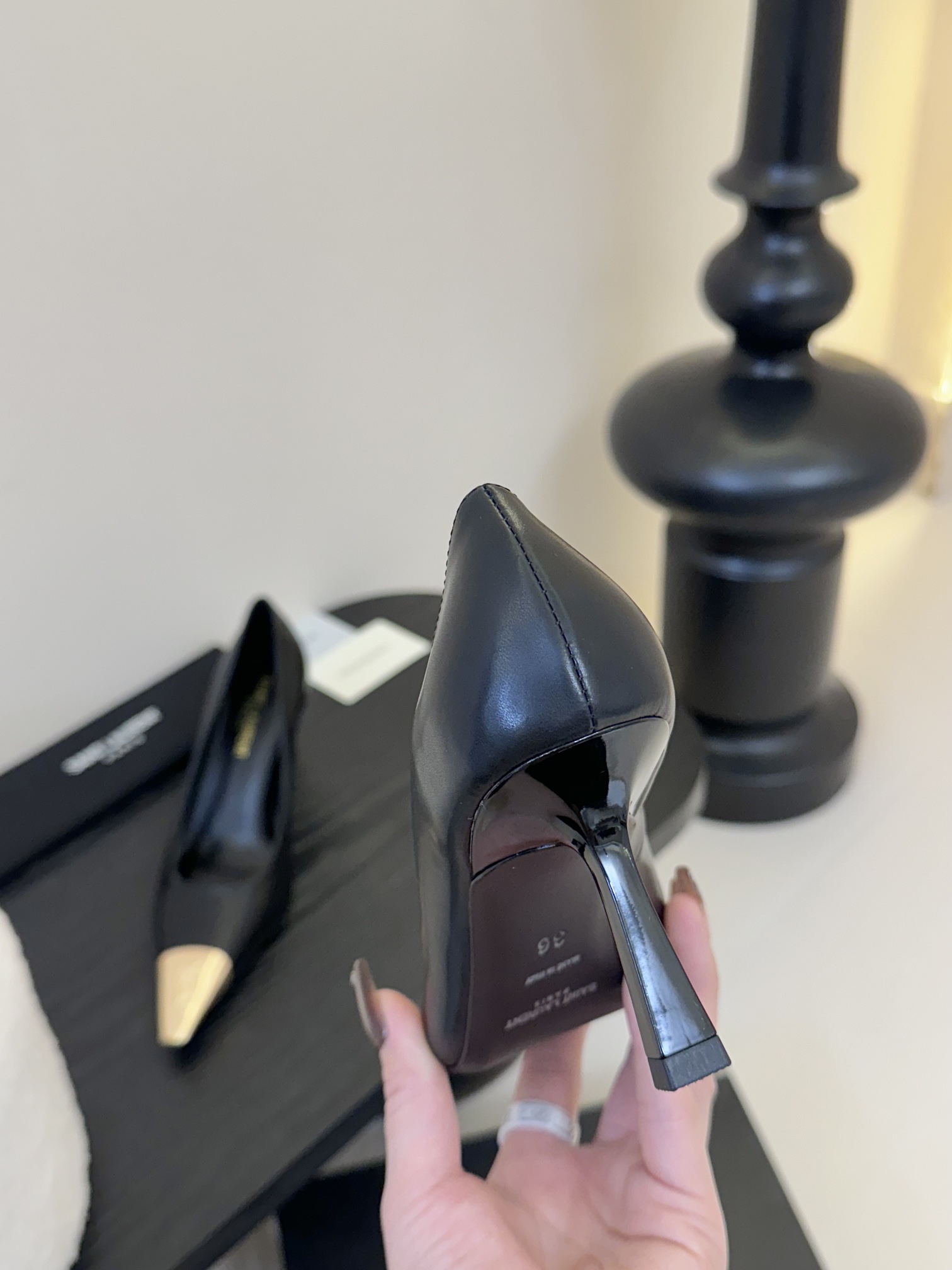 생로랑 슬링백 펌프스 스무스 가죽 상세 이미지 7