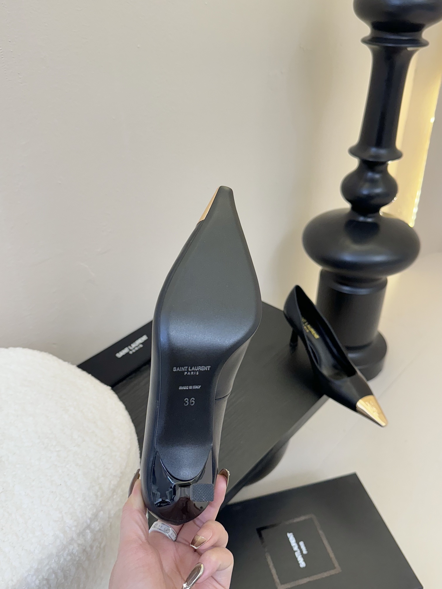 생로랑 슬링백 펌프스 스무스 가죽 상세 이미지 8