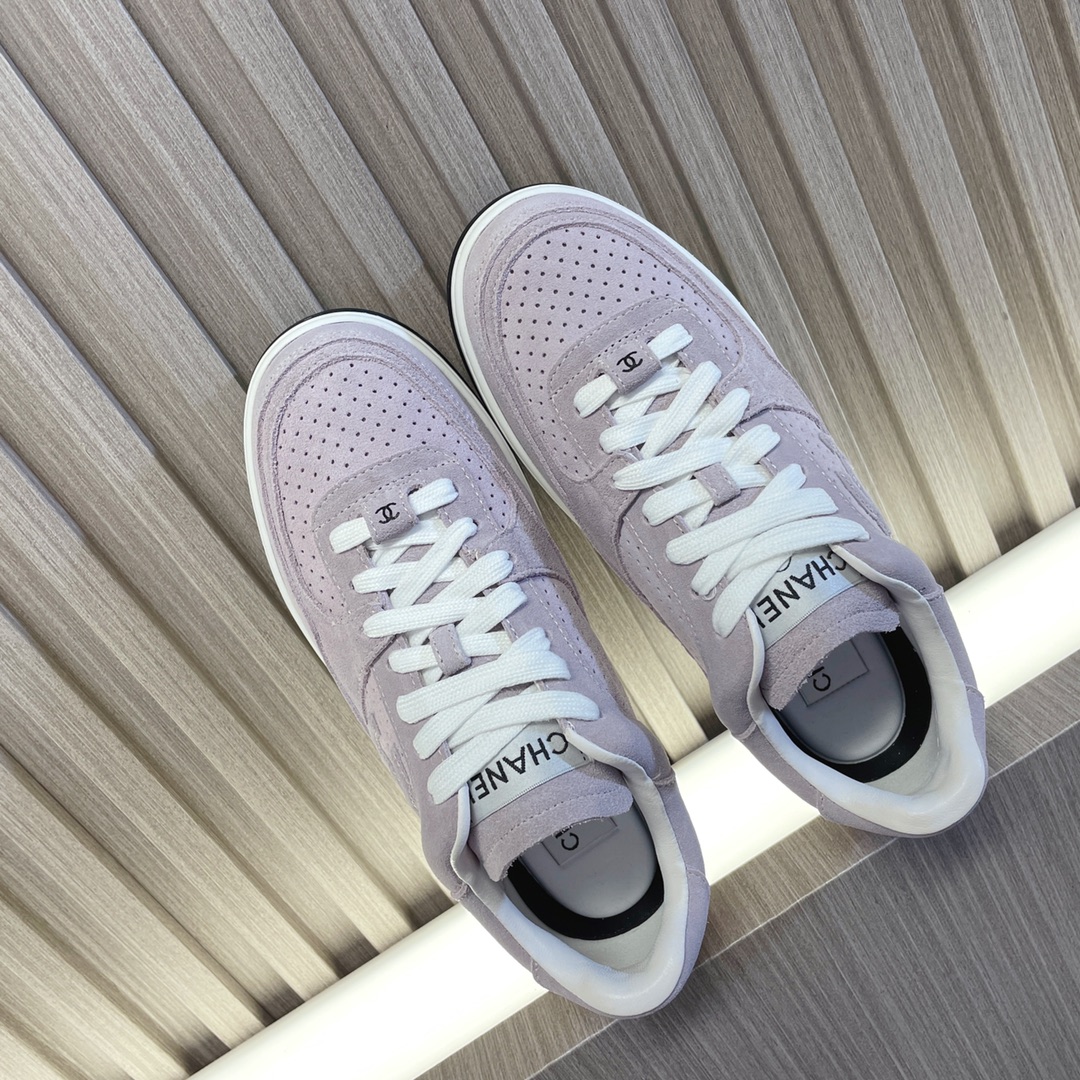 샤넬 카프스킨 & 라이트 핑크 스니커즈 상세 이미지 6