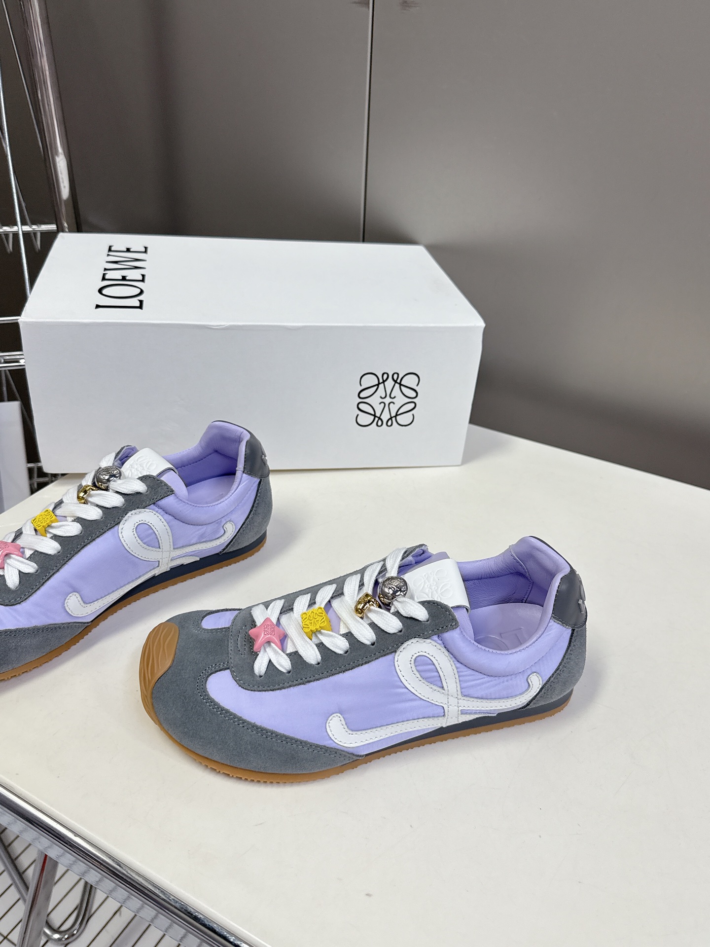 로에베 발레 러너 2.0 스웨이드 스니커즈 퍼플 상세 이미지 3