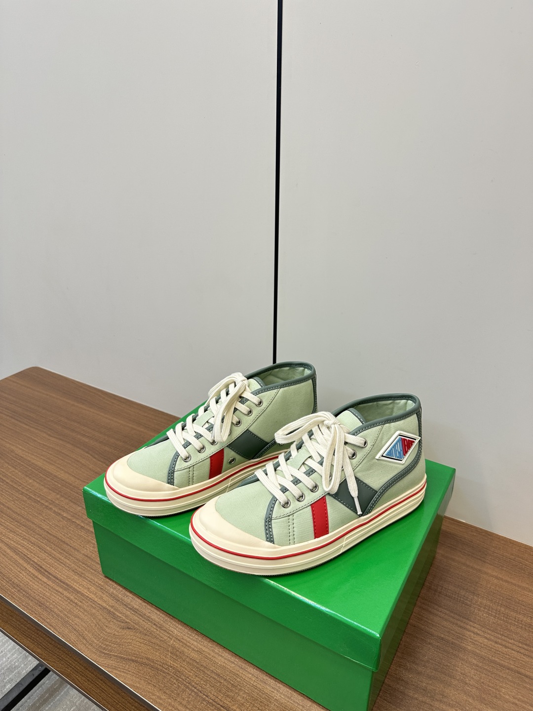 보테가베네타 엘리엇 스니커즈 그린 상세 이미지 5