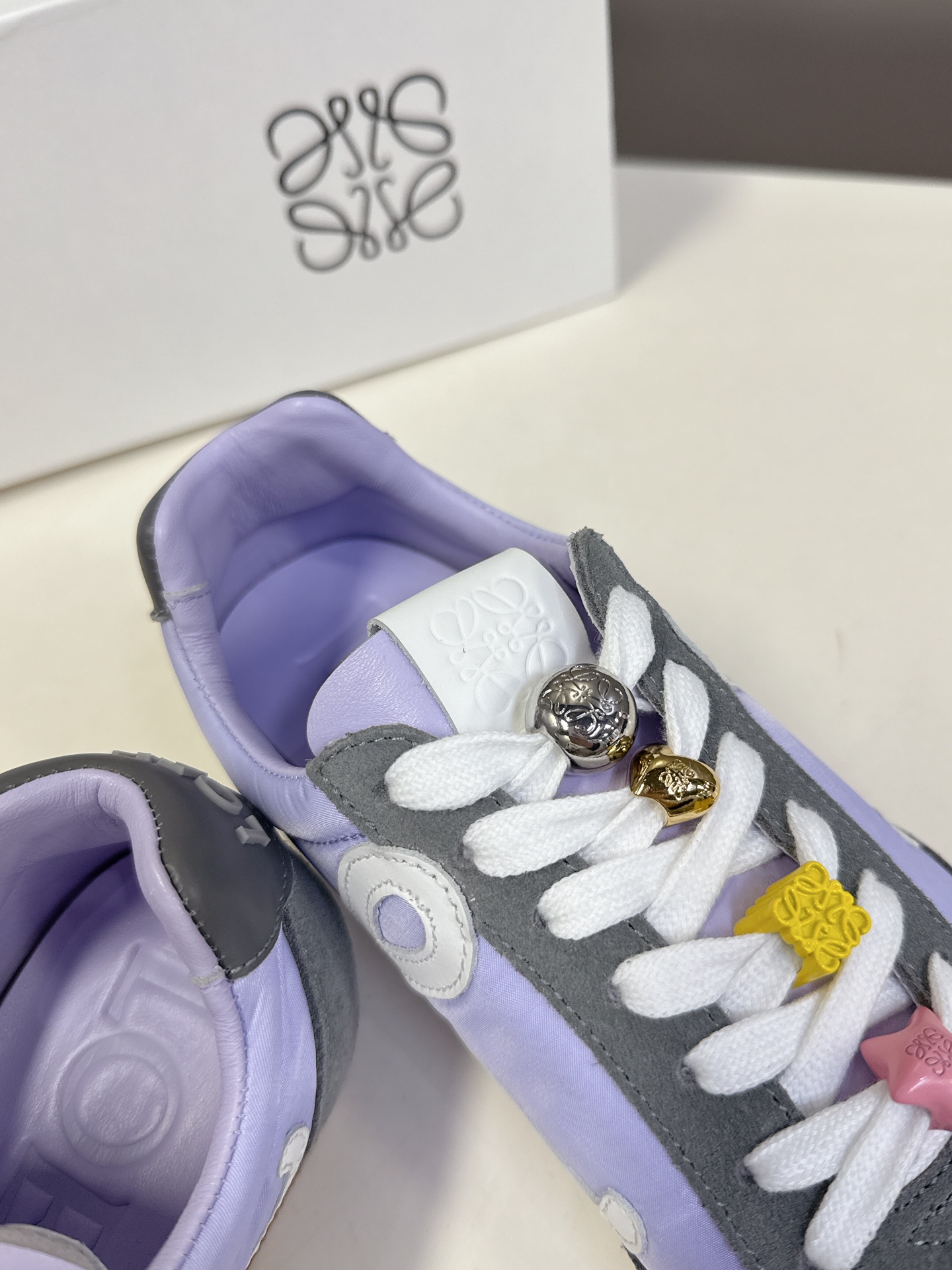 로에베 발레 러너 2.0 스웨이드 스니커즈 퍼플 상세 이미지 8