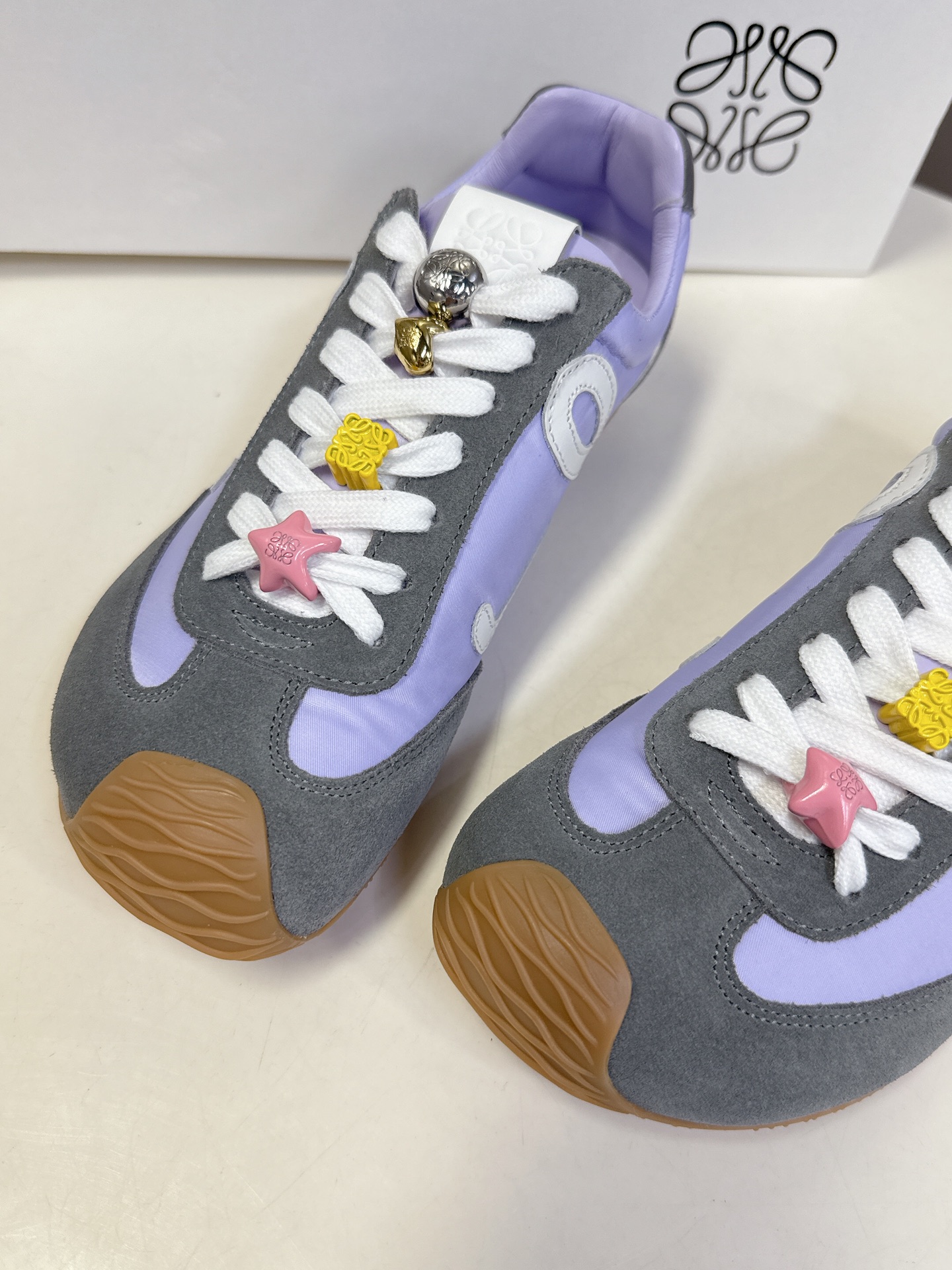 로에베 발레 러너 2.0 스웨이드 스니커즈 퍼플 상세 이미지 6