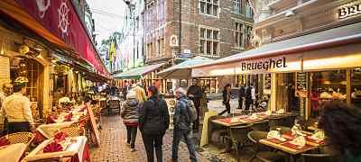 Must-Try Street Food in Brussels