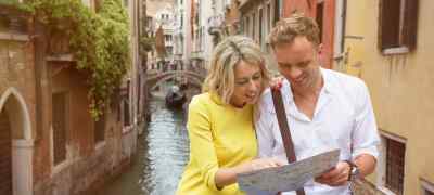 How to Spend a Romantic Valentine’s Day Planning a Vacation