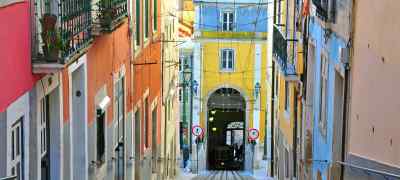 The Best of Lisbon & Porto by Rail