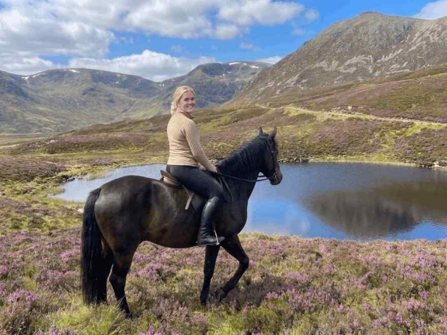 Where to Go Horse Riding in Scotland for the Most Rewarding Ride