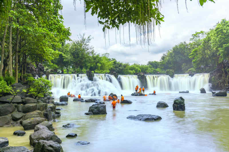 Giang Dien Waterfall
