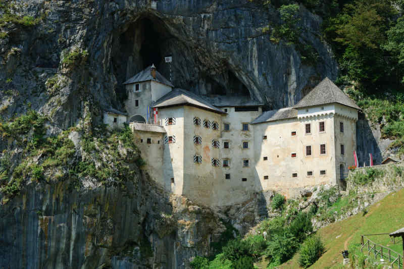 Predjama Castle