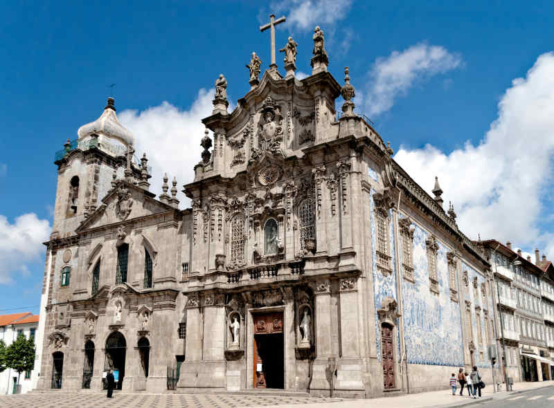 Church of Carmelitas and to the Church of Carmo