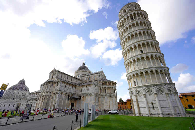 Piazza del Duomo - Pisa, Italy