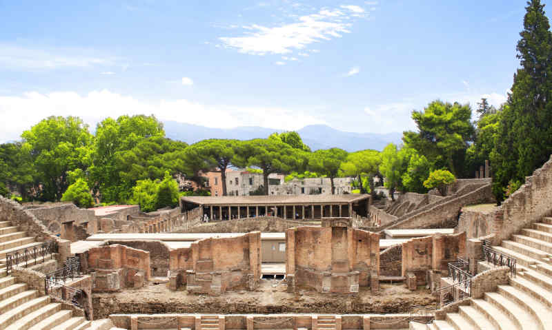 Travel to Pompeii in Italy