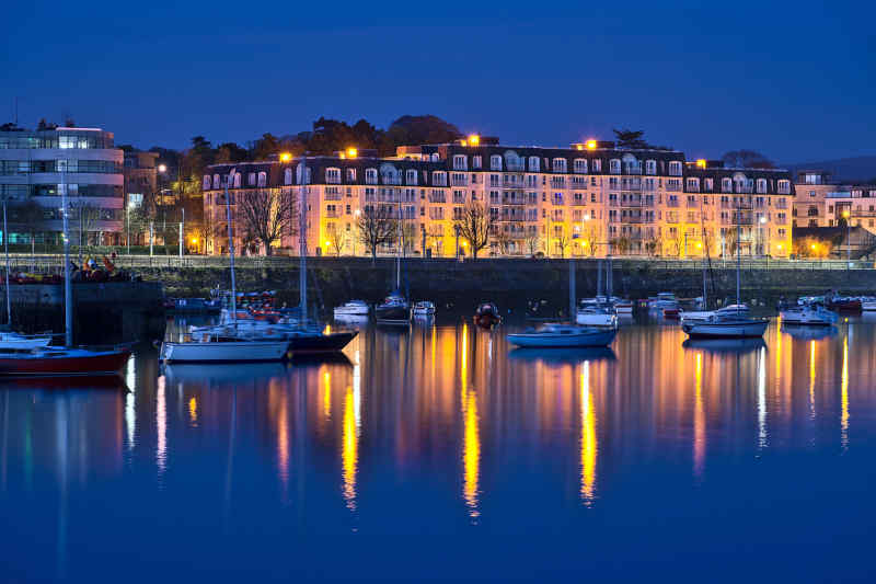 Dún Laoghaire Port