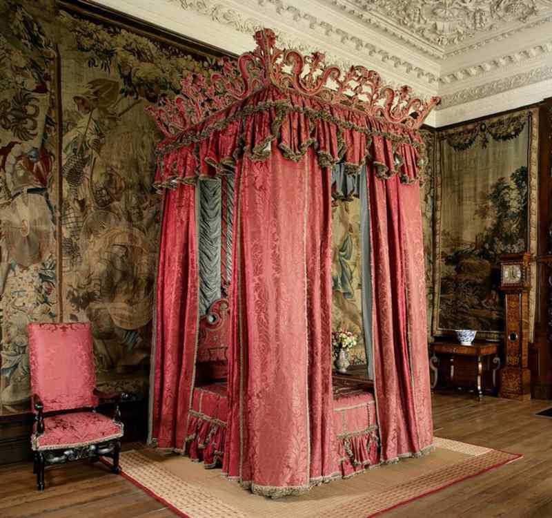 Holyrood Palace in Edinburgh, Scotland