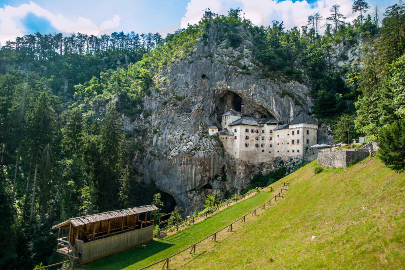 Predjama Castle