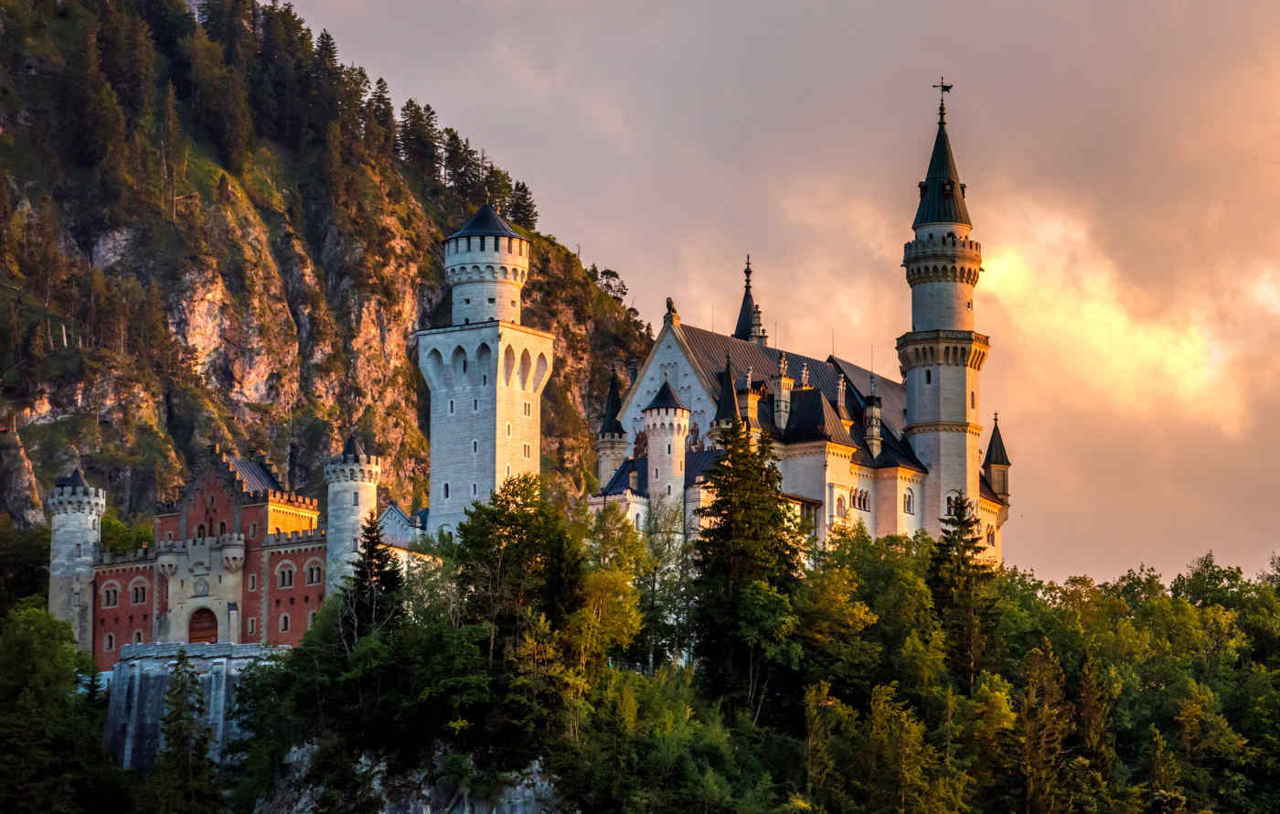 Dreamlike Sights in Central Europe Travel to Europe