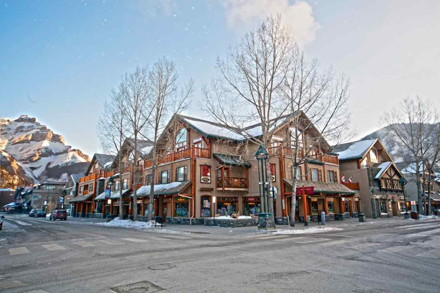 Brewster s Mountain Lodge  Banff GreatValueVacations com