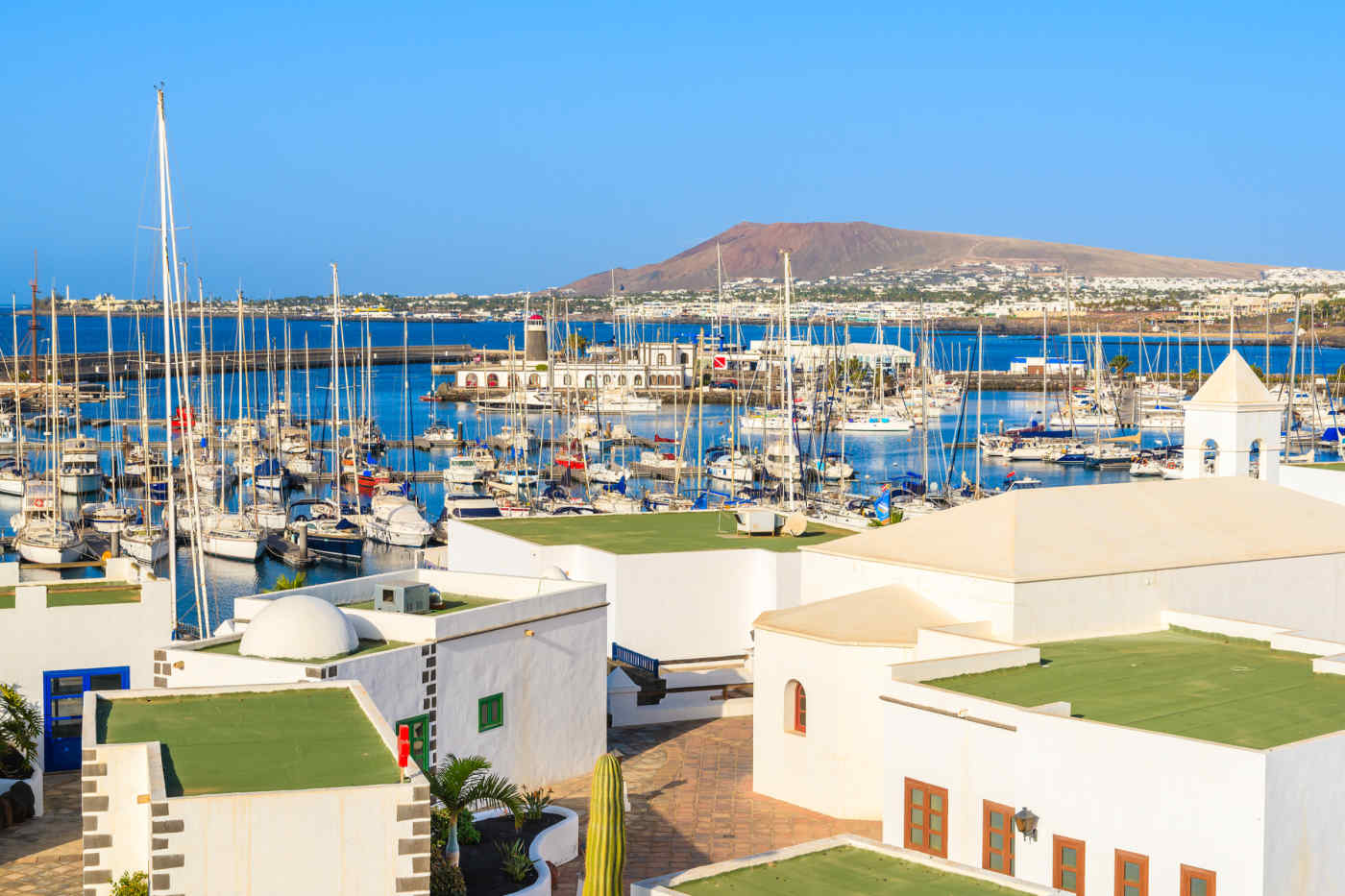 Puerto de Playa Blanca