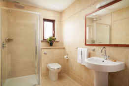 Adare Villas, En-suite