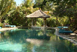 Tonys Villas & Resort • Pool