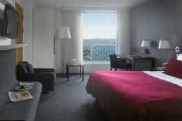 Radisson Blu Cardiff • Guest Room