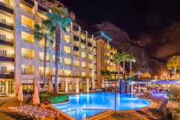 Calheta Beach Resort All-Inclusive – Savoy Signature