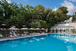 Rome Cavalieri, A Waldorf Astoria Hotel: Outdoor Pool