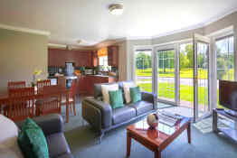 The Brehon Hotel - Flesk River Apartments