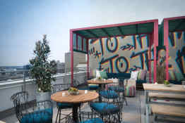 The Troubadour Hotel New Orleans, Tapestry Collection by Hilton Rooftop