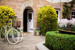 Greenhills Country House Hotel & Restaurant