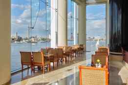 Hilton Grand Nile Tower - Fontana Restaurant Nile View