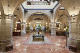 Parador de Santo Domingo de la Calzada • Lobby