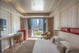 Sunborn Gibraltar Deluxe Room