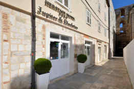 Jupiter Heritage Hotel Entrance