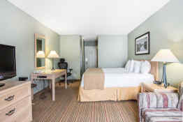 Quality Inn Halifax Airport Room