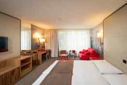 Hotel Agora Swiss Night by Fassbind • Guest Room