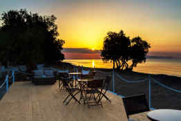 Sea Sound White Katikies