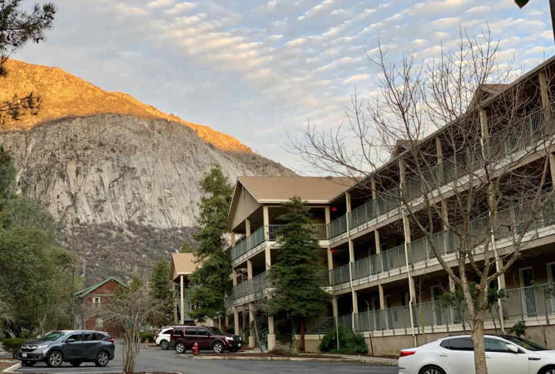 Yosemite View Lodge