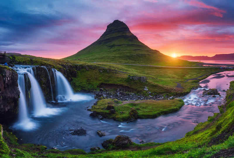 Iceland Vacation Trips with Air Vacation Package to Iceland including