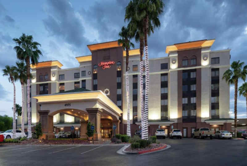 Hampton Inn Tropicana