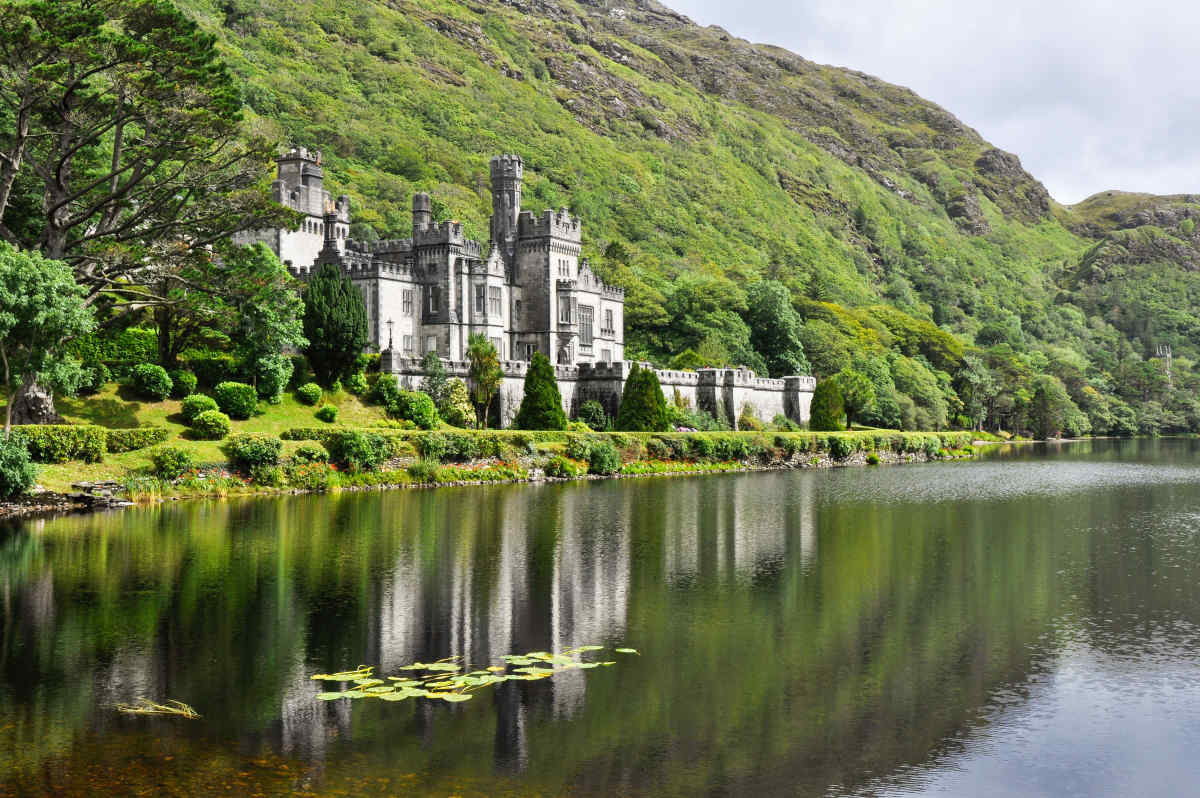 Vacation Package to Ireland by Train Ireland Vacation Package