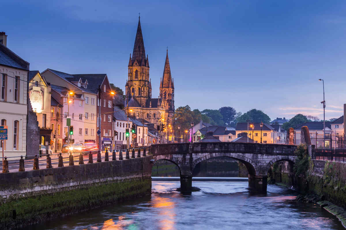 most popular tourist cities in ireland