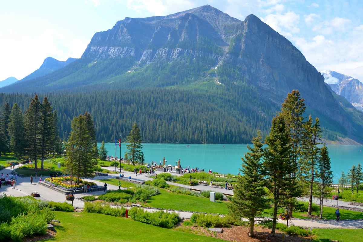 Alberta S Finest Banff Jasper Lake Louise   Nzg3pecqbohfvjuvojh0