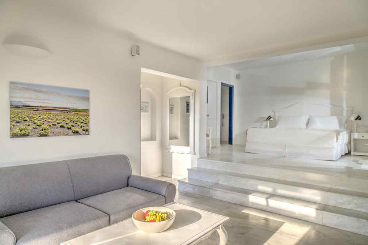 Vedema, a Luxury Collection Resort, Santorini, Santorini ...