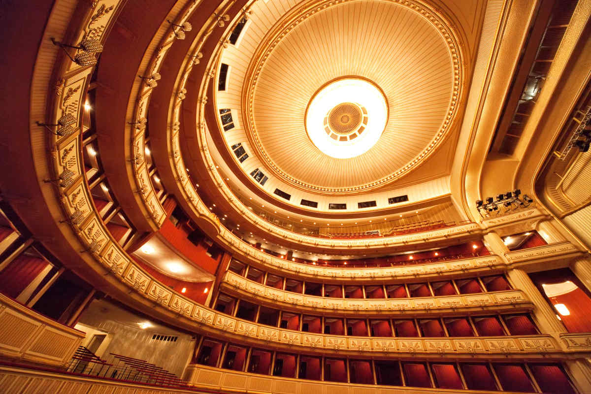 Paris & Vienna Explorer - Vacation Package & Tour